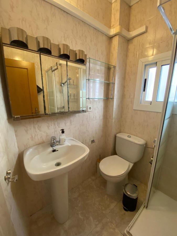 Cozy Apartment In Centre Of Alicante Near Plaza De Toros ภายนอก รูปภาพ