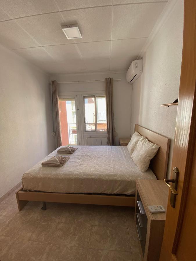 Cozy Apartment In Centre Of Alicante Near Plaza De Toros ภายนอก รูปภาพ
