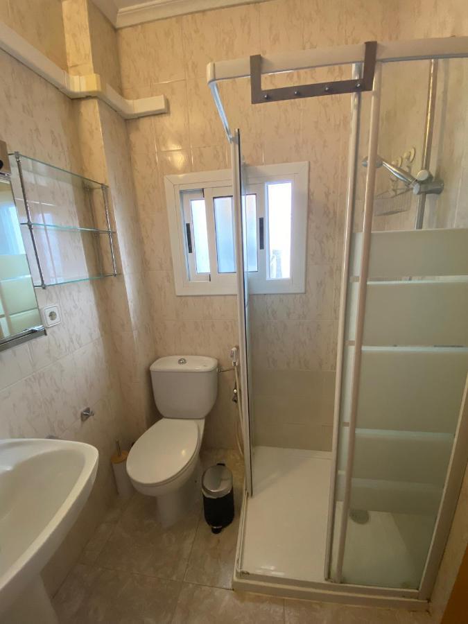 Cozy Apartment In Centre Of Alicante Near Plaza De Toros ภายนอก รูปภาพ
