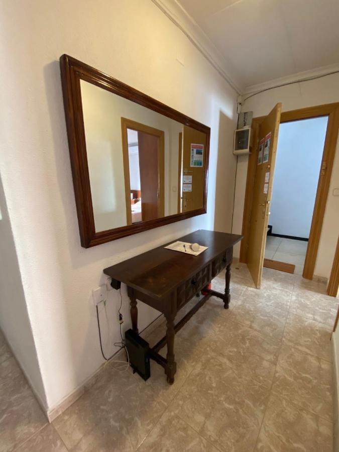 Cozy Apartment In Centre Of Alicante Near Plaza De Toros ภายนอก รูปภาพ
