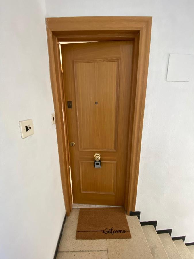 Cozy Apartment In Centre Of Alicante Near Plaza De Toros ภายนอก รูปภาพ