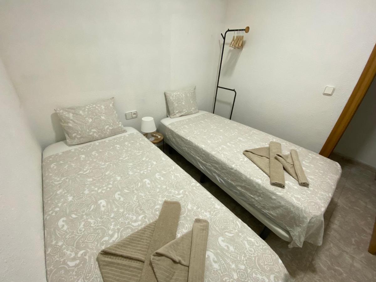 Cozy Apartment In Centre Of Alicante Near Plaza De Toros ภายนอก รูปภาพ